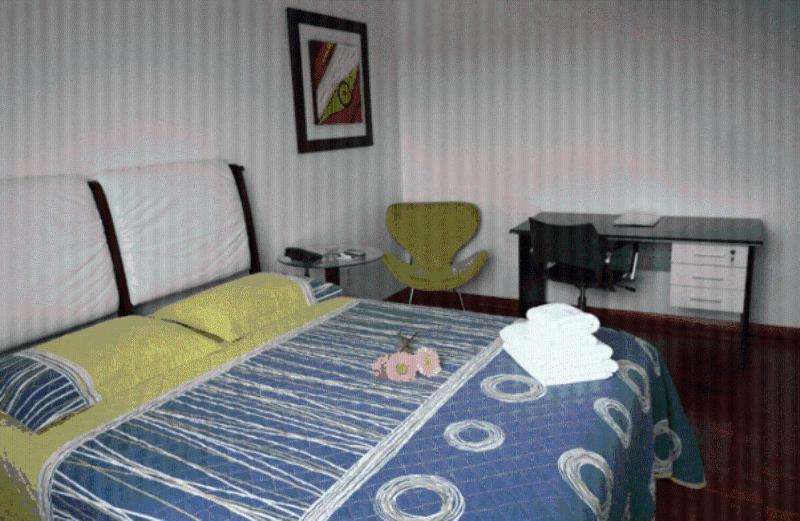 Cristal Executive Hotel Франсиску-Белтран Номер фото