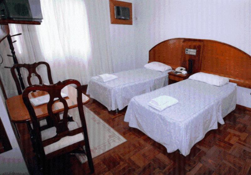 Cristal Executive Hotel Франсиску-Белтран Экстерьер фото